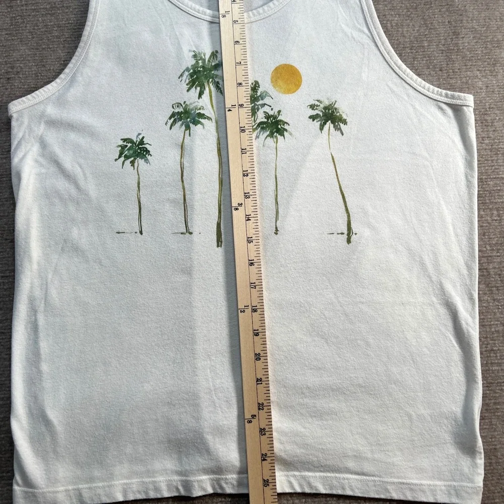 Old Navy Mens Tank Top Bundle Size Large Red Blue Stripe Palm Tree Graphic 2pk